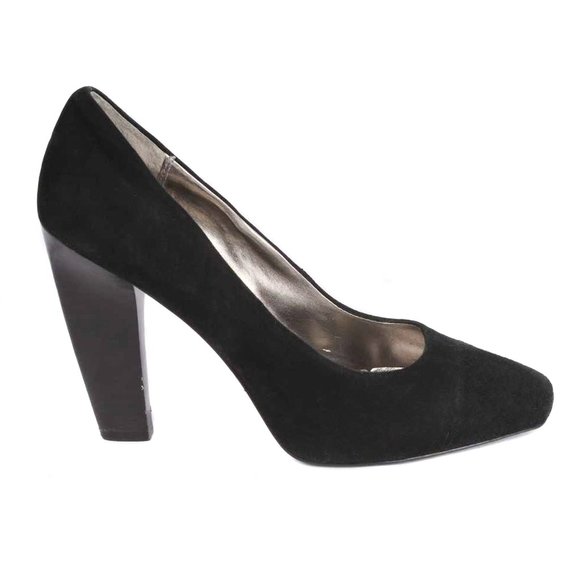 MARTINEZ VALERO Black Suede Almond Toe Heel Pumps - Picture 3 of 8